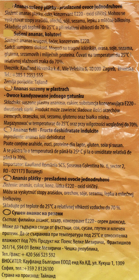 Multilingual ingredients list from a packet of dried pineapples