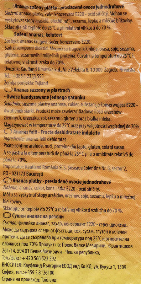 Multilingual ingredients list from a packet of dried pineapples